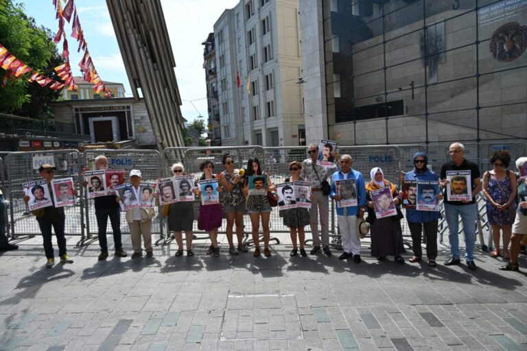 Cumartesi Anneleri 1060. haftada Hasan Gülünay için adalet istedi
