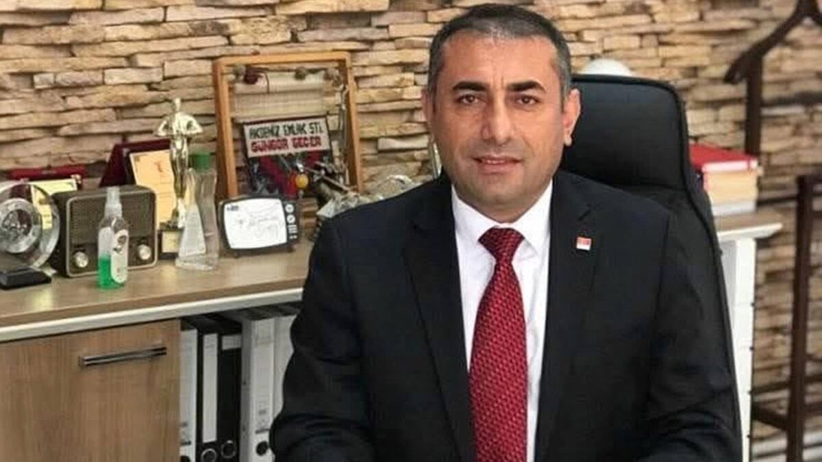 Adana'da Zeydan Karalar yerine başkanvekili seçildi