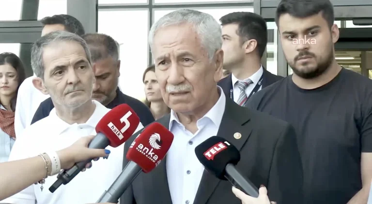 Bülent Arınç Murat Çalık'ın ailesini hastanede ziyaret etti