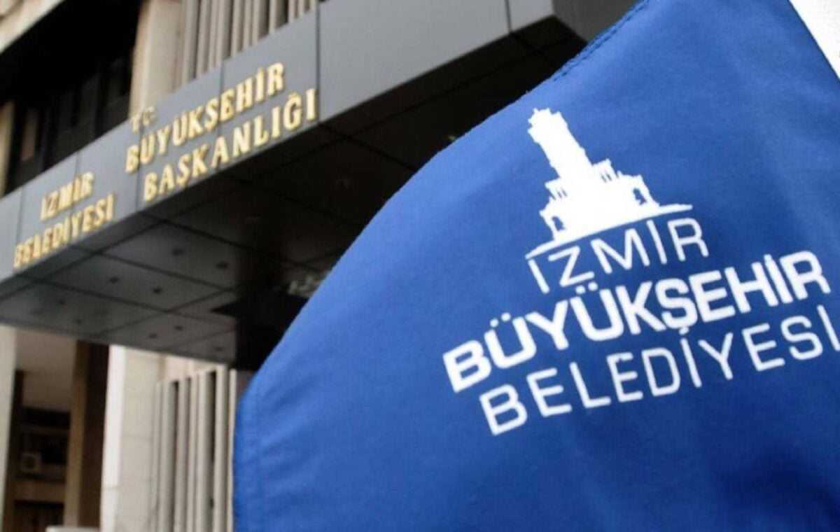 İzmir'de barajlar kurudu, 11 ilçede su kesintileri başladı | "Alternatif su kaynaklarına gerekli yatırımlar yapılmalı"