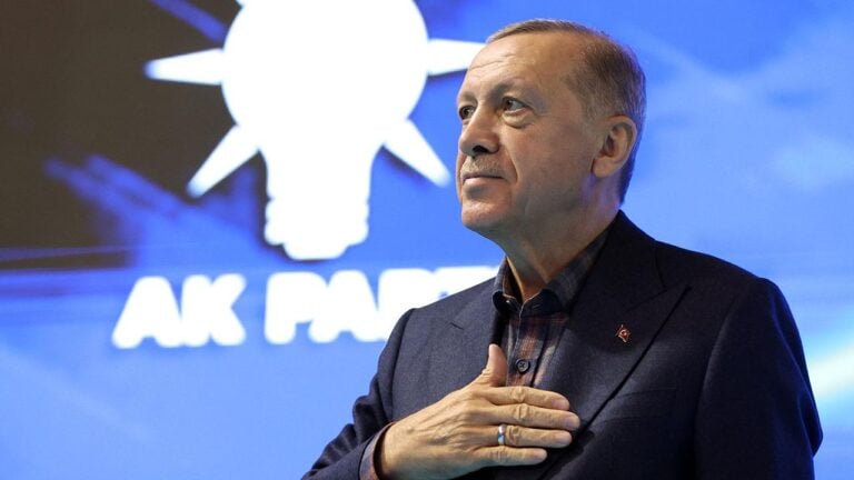 Erdoğan AK Parti