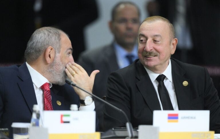 Paşinyan ve Aliyev