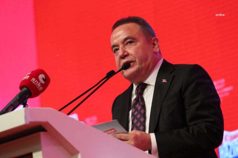 Muhittin Böcek