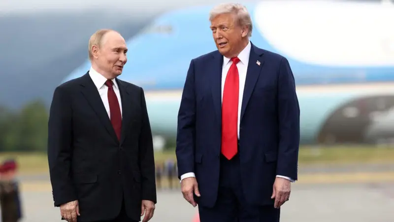 Trump ve Putin Alaska