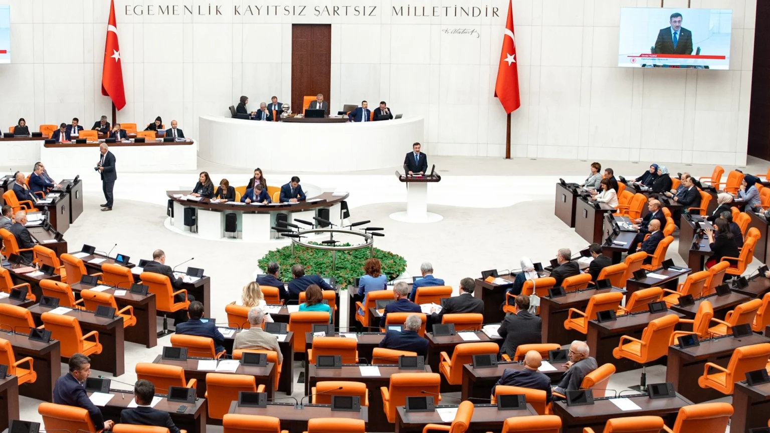 Turkish parliamentary commission aimed at resolving Kurdish issue launches today_1