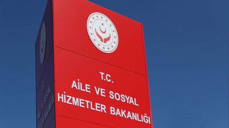 Bakanlığın “en başarılı” hedefi: LGBTİ+ haklarını ihlal etmek
