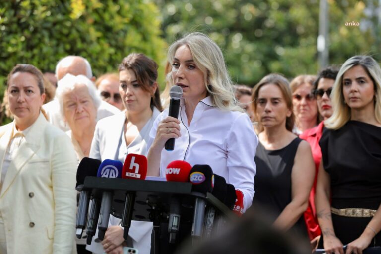 Aile Dayanışma Ağı ilk buluşmasını Saraçhane'de yaptı