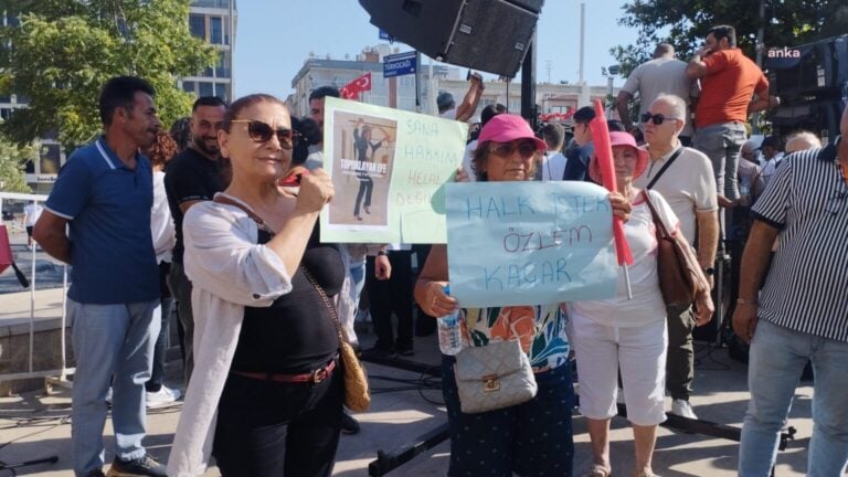 AKP'ye geçen Özlem Çerçioğlu'na tepki yağdı