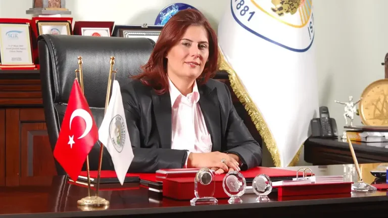 Özlem Çerçioğlu