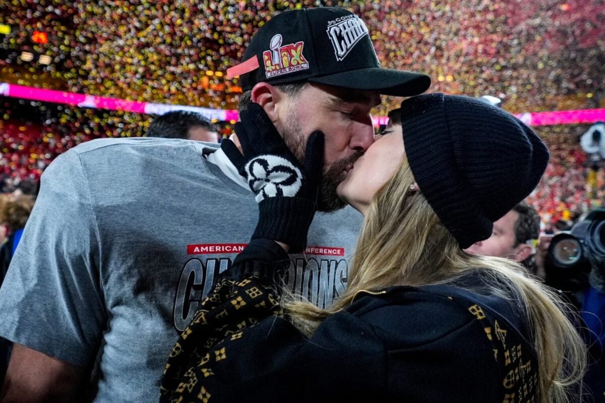 Taylor Swift ve Travis Kelce nişanlandıklarını açıkladı