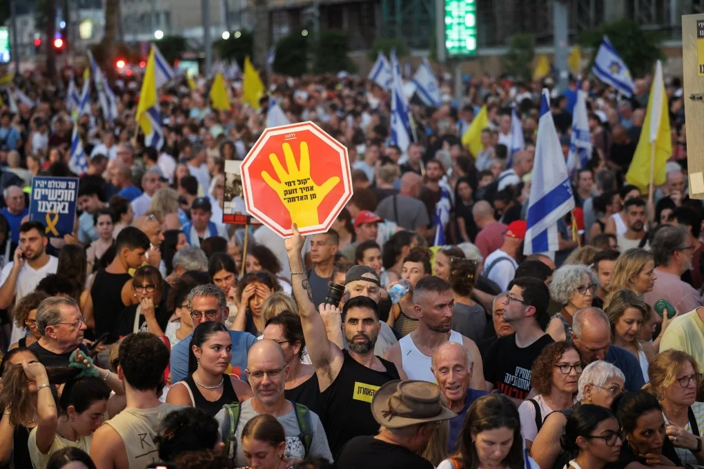 Tel Aviv’de 500 bin kişi Gazze’de savaşın sona ermesi için toplandı