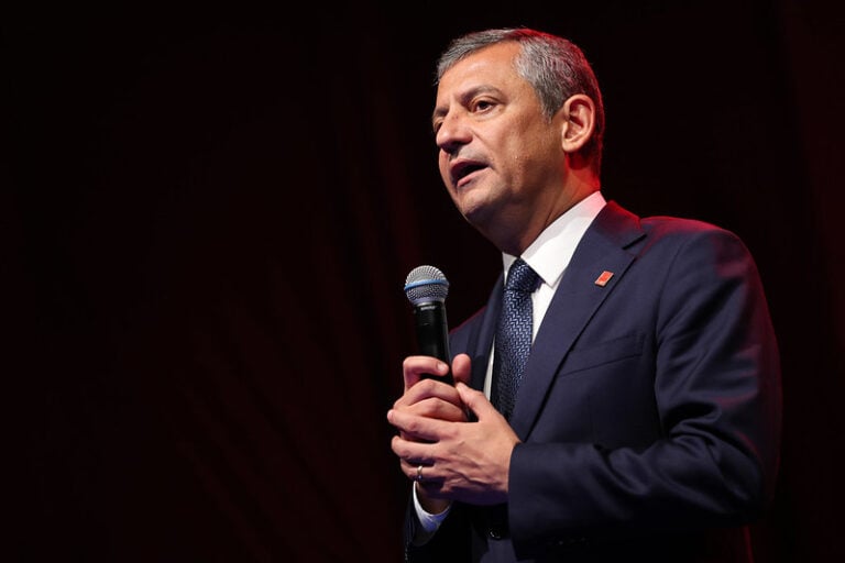 Özgür Özel