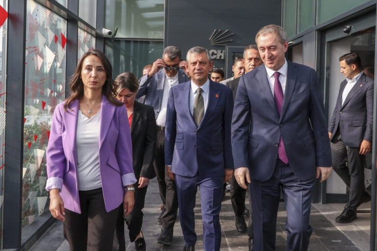 Özgür Özel DEM