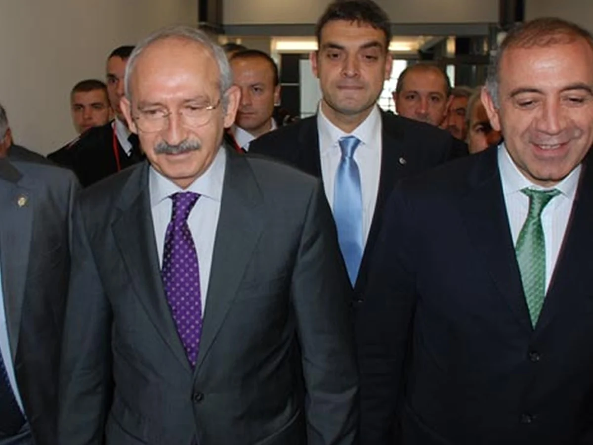 Kemal Kılıçdaroğlu ve Gürsel Tekin.