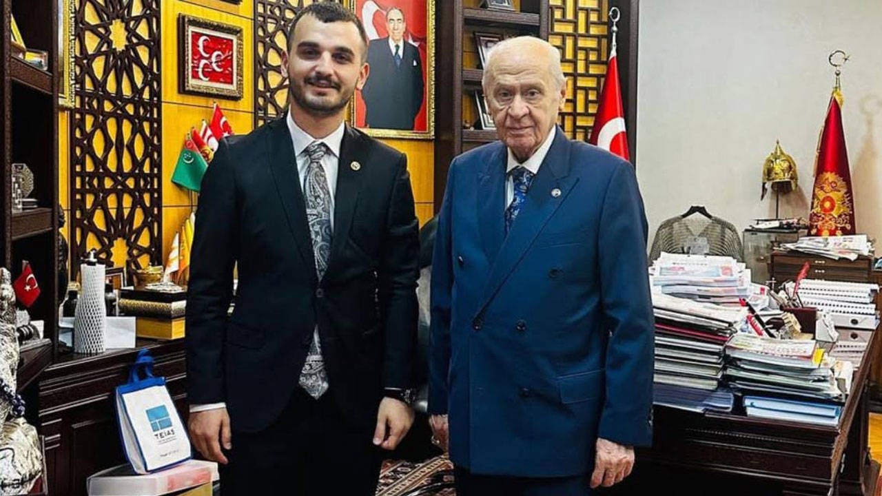 Yasin Sönmez (solda) ve Devlet Bahçeli