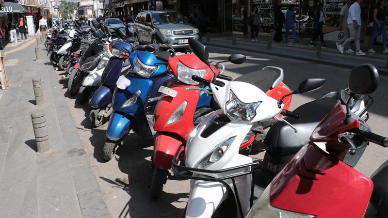 Trafiğe kaydedilen motosiklet sayısı otomobilleri yakaladı