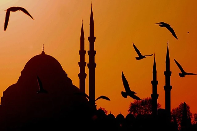 Ampirik olmayan Tanrı ne işe yarar? - 1 | Kenan Çamurcu yazdı