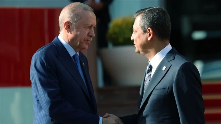Edgar Şar değerlendirdi: Rejim değişikliği sürecinde yeni aşama
