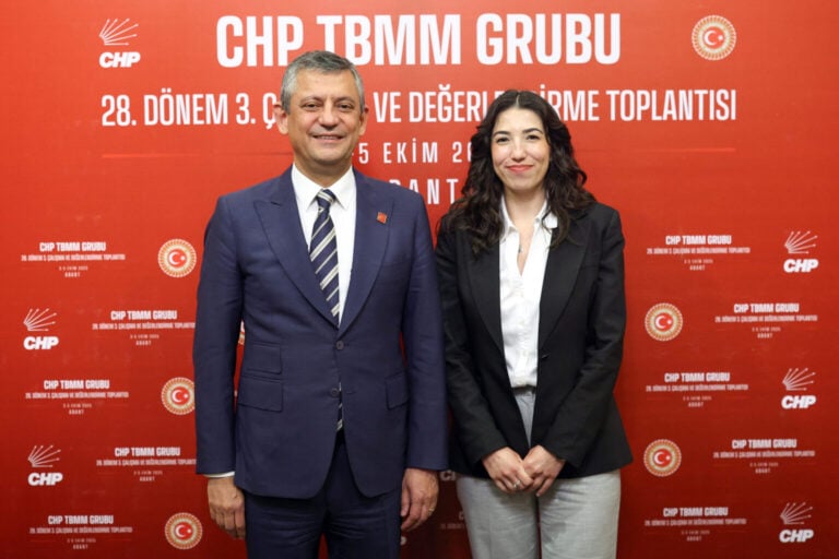 Özgecan ve Özgür Özel