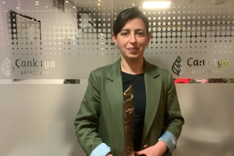 Sinan Ateş davasının bilirkişi raporunu haberleştiren gazeteci Asuman Aranca'ya hapis cezası verildi