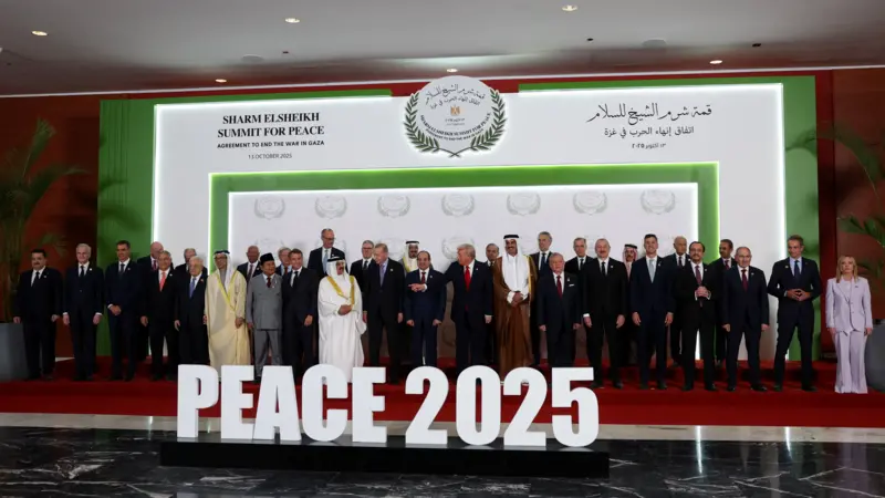 Mısır'da Gazze zirvesi: Dünya liderleri barış için anlaşma imzaladı