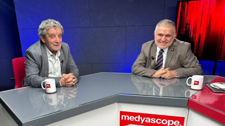 Mümtazer ve Ruşen Çakır