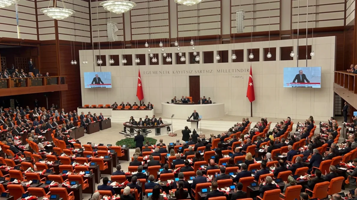 Erdoğan Meclis açılışında konuştu: "Türkiye’de tek bir meşruiyet kaynağı milletimizin tertemiz iradesi"