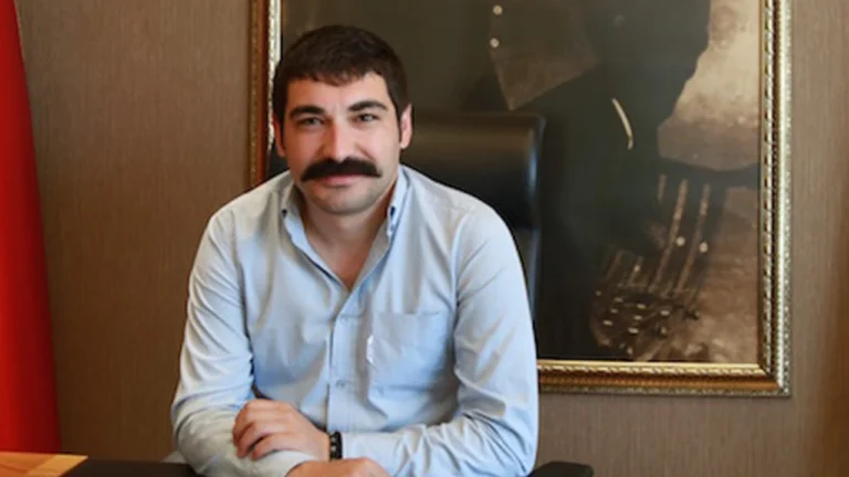 CHP Muğla İl Başkanlığı rüşvet iddiasıyla gözaltına alınan meclis üyesini disipline sevk etti