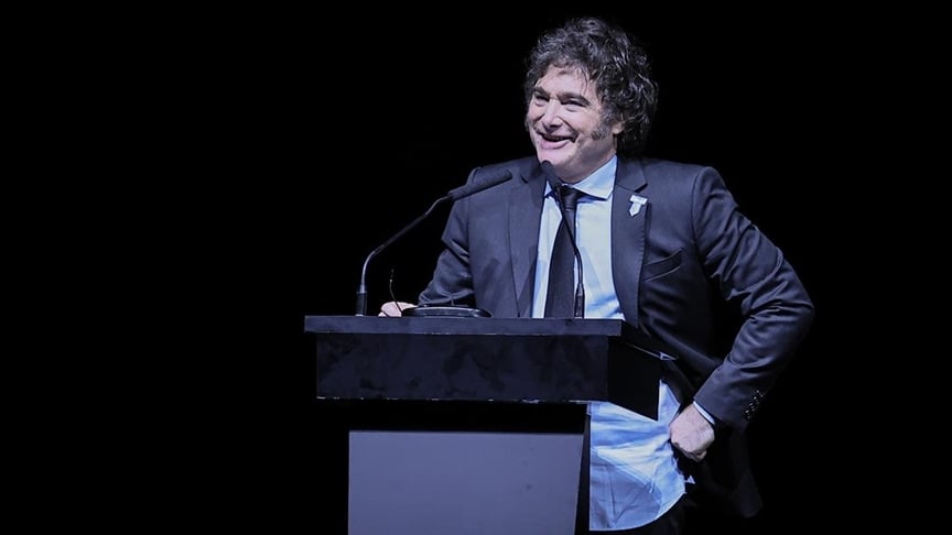 Aşırı sağcı Javier Milei Arjantin’de ara seçimlerden zaferle çıktı