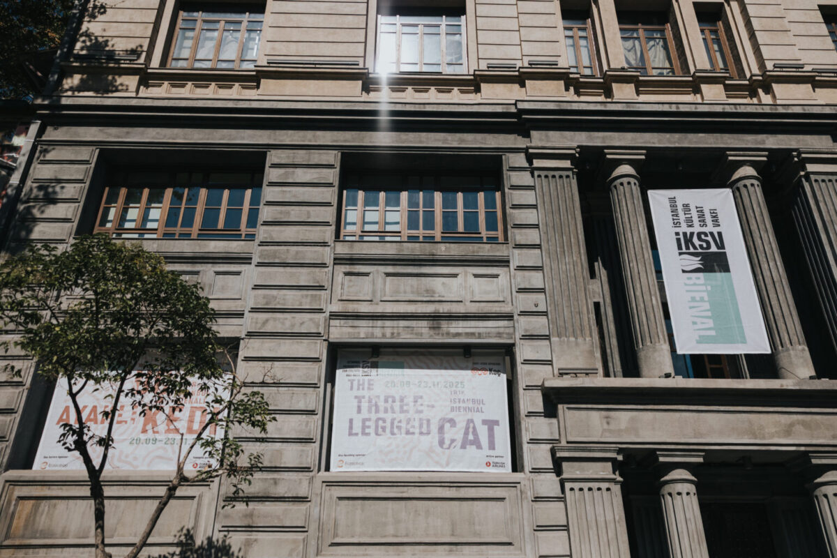 18. İstanbul Bienali sergilerini görmek için son günler