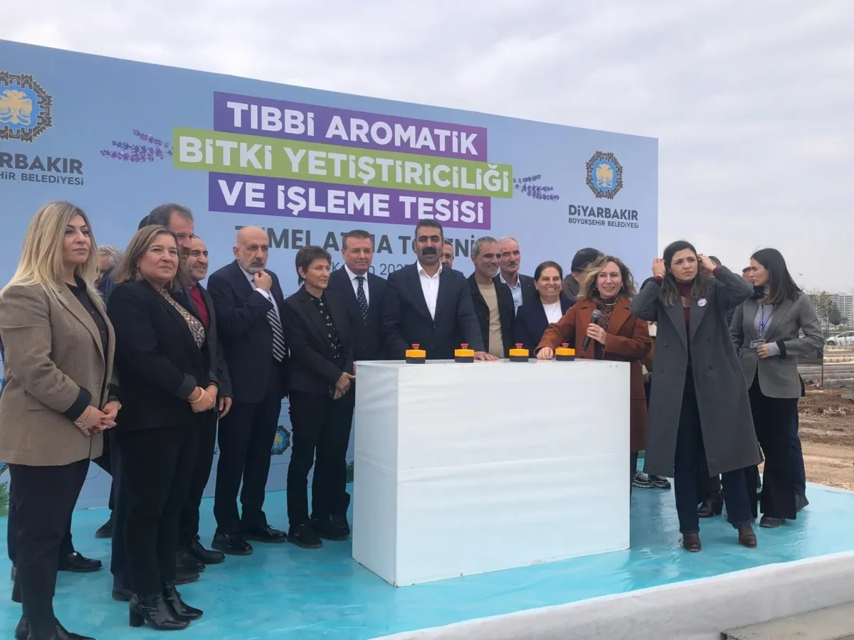 Diyarbakır'da tıbbi ve aromatik bitki tesisinin temeli atıldı