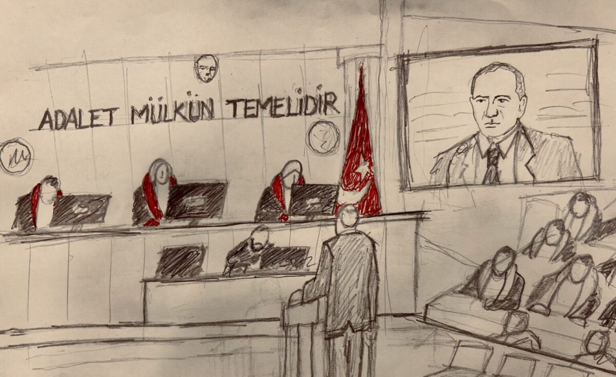 Fatih Altaylı, duruşma salonu çizim