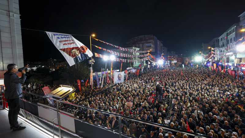 Önder Özden yazdı: Muhalefet mi daha Müslüman? Kalpsiz dünyanın kalbi
