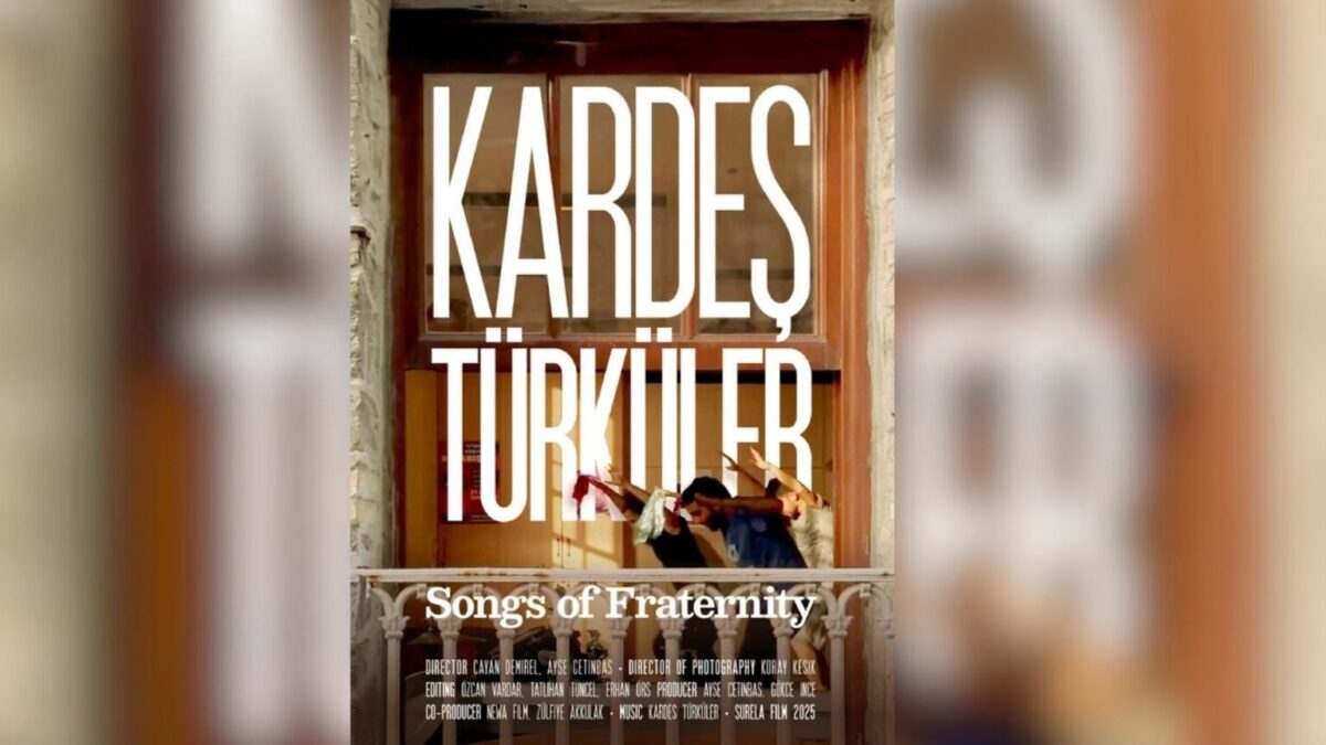 Mazlum Vesek yazdı - Müzikli Türkiye ansiklopedisi: Kardeş Türküler ile 30 yıl