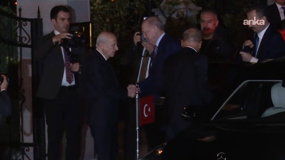Erdoğan ve Bahçeli görüşmesi yaklaşık 40 dakika sürdü