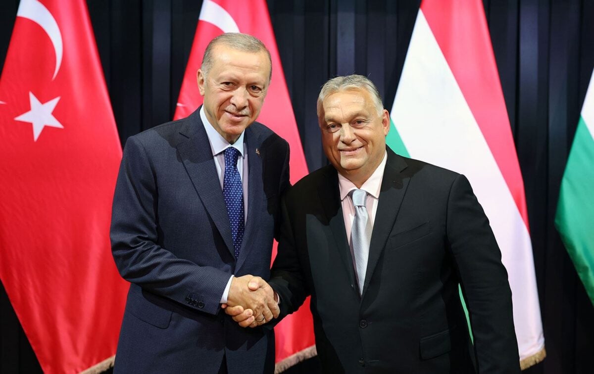 Cumhurbaşkanı Erdoğan ve Viktor Orban görüştü: "Türkiye olmasa Avrupa göçte boğulurdu"