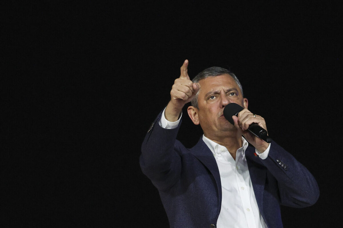 CHP'nin Çekmeköy mitingi | Özgür Özel: "Erdoğan tükenmiştir"