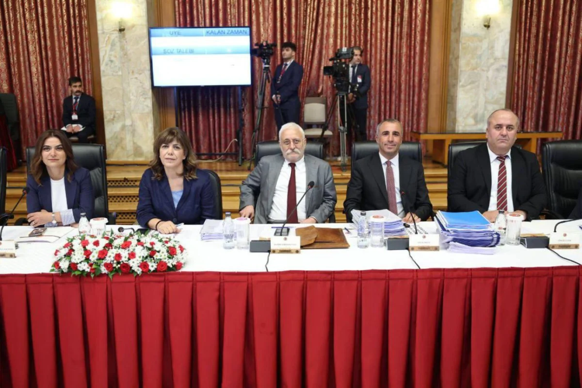 Komisyonun nihai raporuna adım adım: DEM Parti ne önerdi?