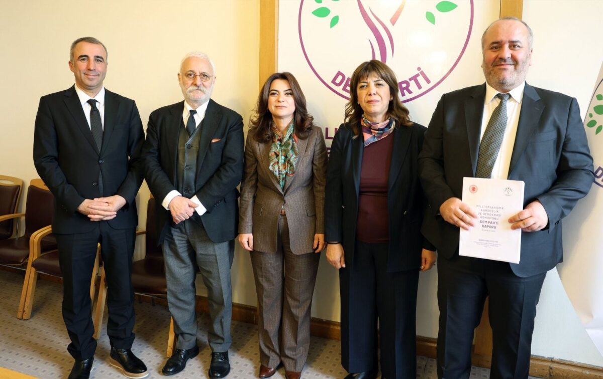 Komisyonun nihai raporuna adım adım: DEM Parti ne önerdi?