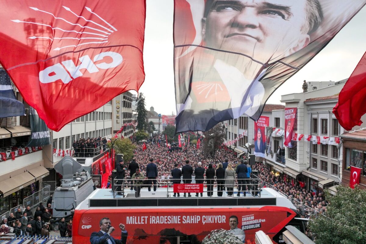 CHP'nin Edirne mitingi | Özgür Özel: "Günü gelince kaçmak isterlerse Meriç'i sıkı tutun"