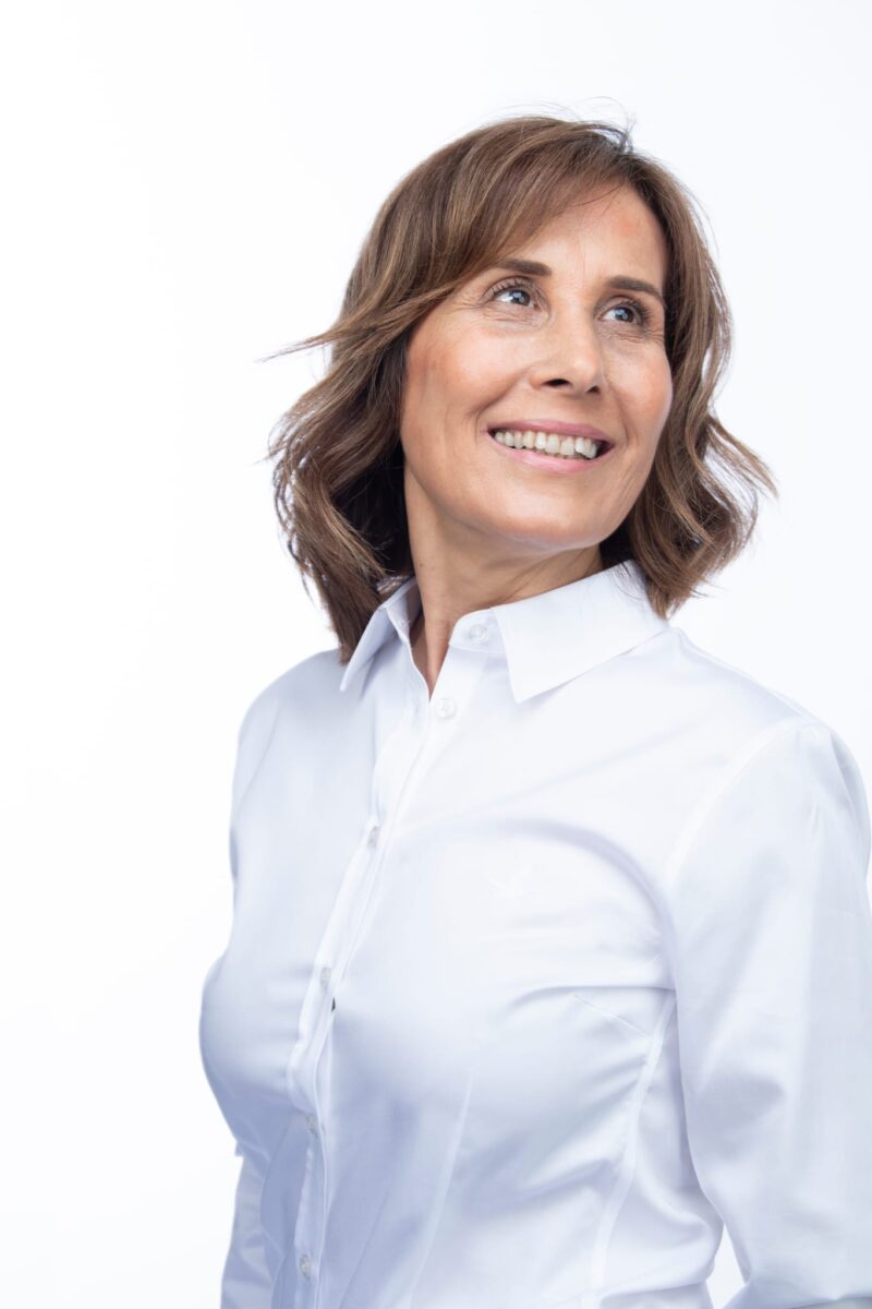 Oya Tekin Medyascope’a konuştu: "Cezaevinde geçirdiğim süre, kötülüğün ne kadar sıradanlaştığını görmemi sağladı"