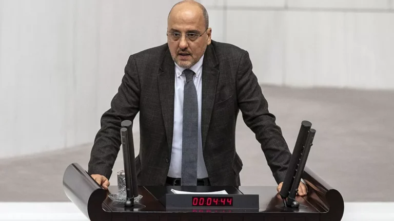 Ahmet Şık'tan çerçeve yasa