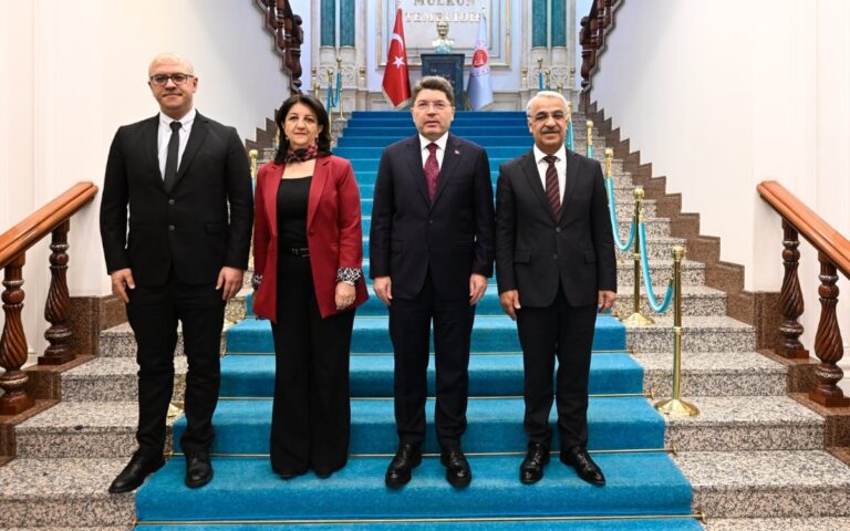 dem parti heyeti ve yılmaz tunç Temkinli iyimserlikten temkinli kötümserliğe