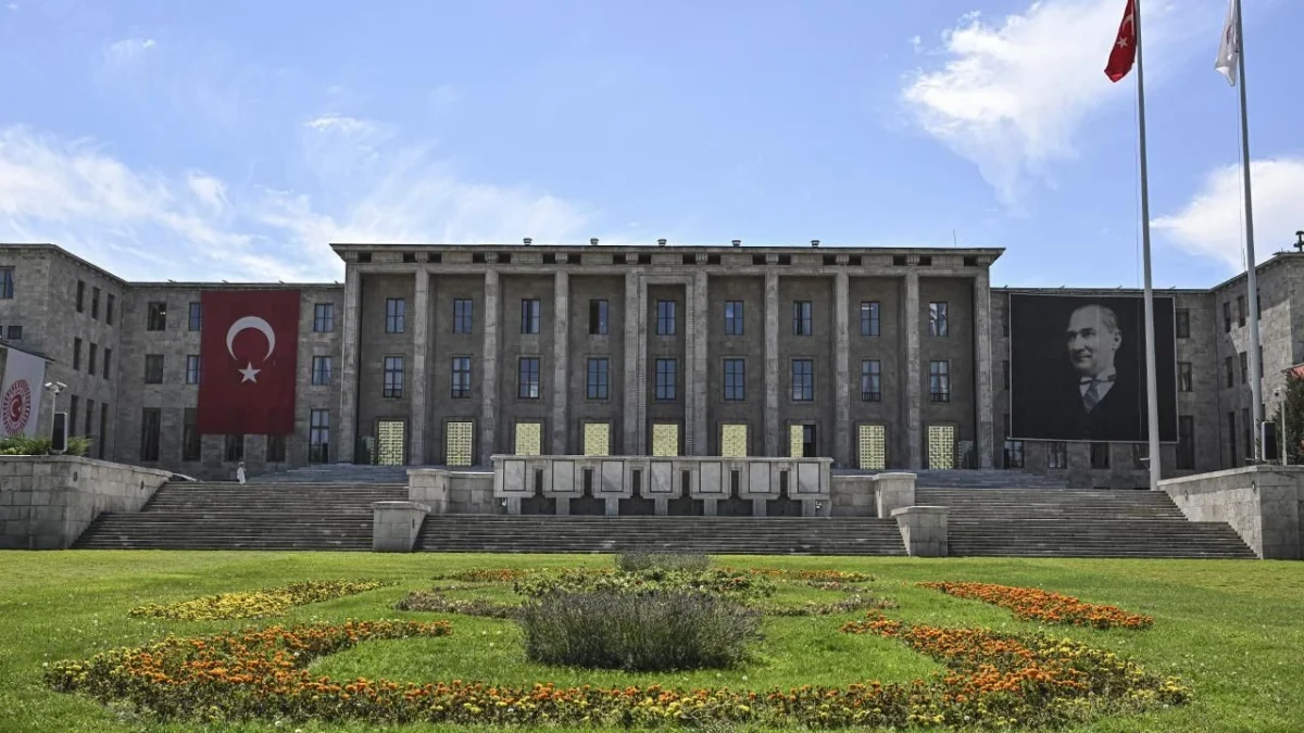 TBMM’de kız çocukları sistematik cinsel istismara maruz kaldı