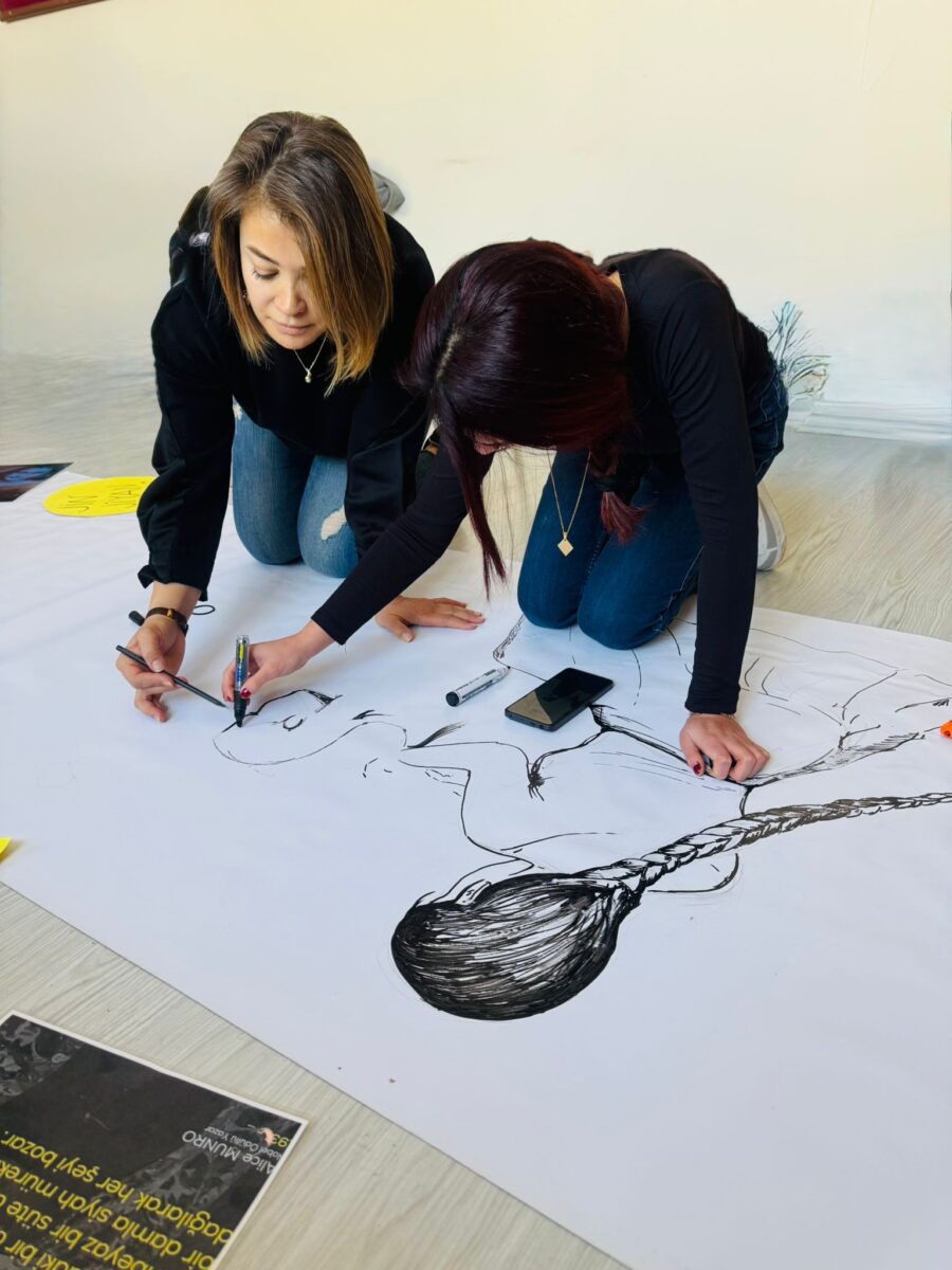 Adıyaman’da "saç örgülü" protesto yapıldı