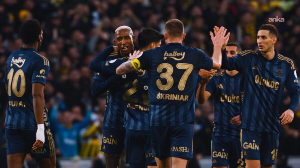 Fenerbahçe-Aston Villa maçı saat 20.45'te