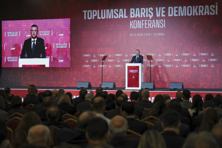 Toplumsal Barış ve Demokrasi Konferansı İstanbul'da yapıldı