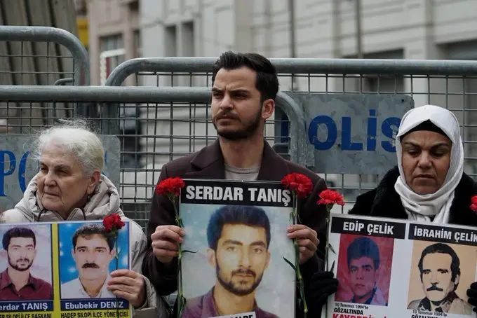 Cumartesi Anneleri 1088. haftada Serdar Tanış ve Ebubekir Deniz için adalet istedi