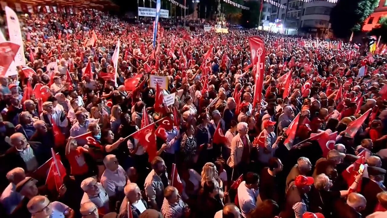 Alişer Delek yazdı: Parti değiştirmek