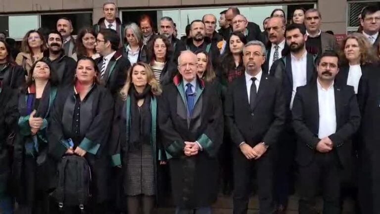 İstanbul Barosu Yönetim Kurulu Üyesi Fırat Epözdemir beraat etti